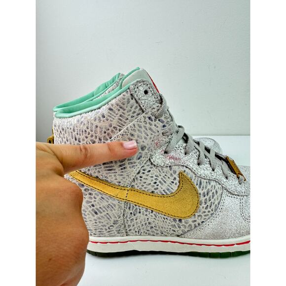 NEW Nike Dunk Sky Hi Wedge Sneakers 649464 001 Gold Year of the Horse Limited 7 - Picture 8 of 11